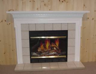 White Savannah Surround With Tile Insert