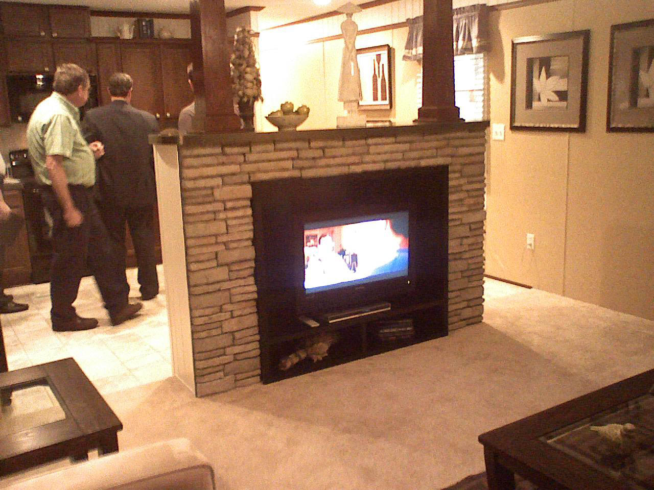 TV SURROUND